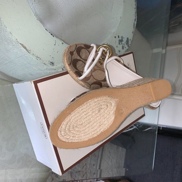Coach Korrin Sandals - Picture 4 of 5